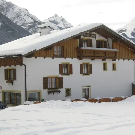 Haus Bergheimat - Familie Oberacher Konukevi Fulpmes