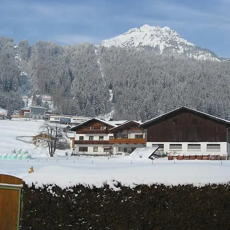 Haus Bergheimat - Familie Oberacher Casa de hóspedes Fulpmes