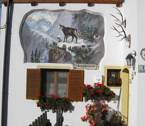 Haus Bergheimat - Familie Oberacher Pensjonat Fulpmes